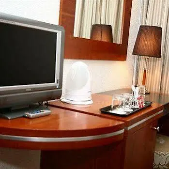Ibis Centre 3*